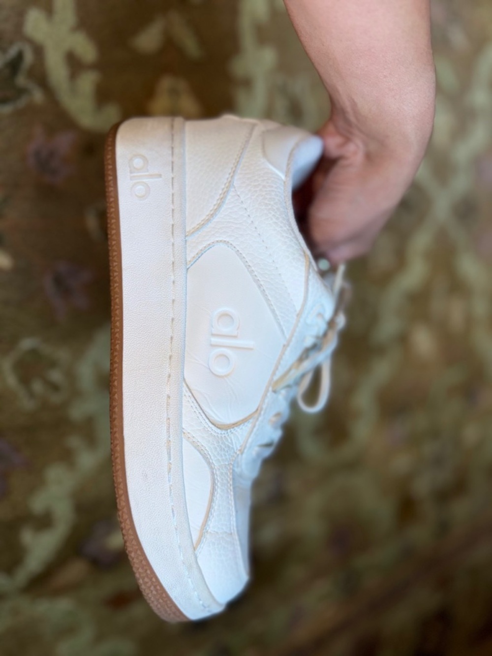 ALO Recovery Mode Sneaker - Picture 4 of 7